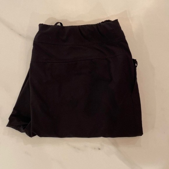 Chico’s light weight jogger style cropped pants, Size 1 - Picture 4 of 8